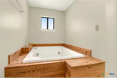 146 Twin Oak Road, Seguin, TX 78155 - Photo 24