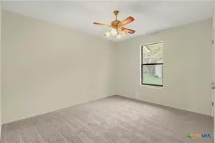 146 Twin Oak Rd, Seguin, TX 78155 - Photo 16