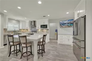 635 Riverside Path, Canyon Lake, TX 78133 - Photo 10