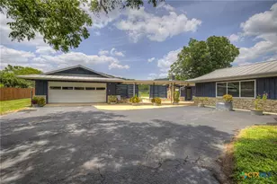 635 Riverside Path, Canyon Lake, TX 78133 - Photo 4