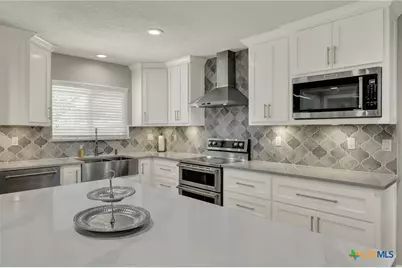 635 Riverside Path, Canyon Lake, TX 78133 - Photo 12