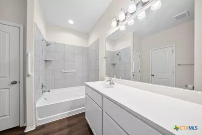 115 Laurel Grace Lane, New Braunfels, TX 78130 - Photo 14