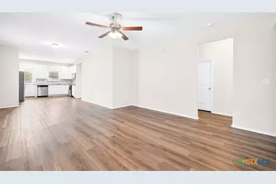 115 Laurel Grace Lane, New Braunfels, TX 78130 - Photo 2