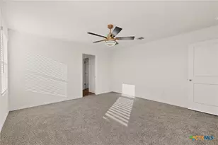 361 Wren Ln, Kyle, TX 78640 - Photo 18