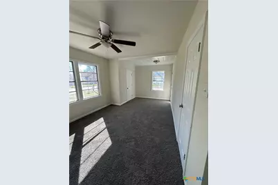 1002 N 12, Temple, TX 76504 - Photo 8