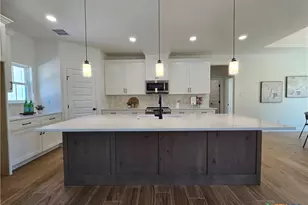 1247 Marlys Ave, Canyon Lake, TX 78133 - Photo 24
