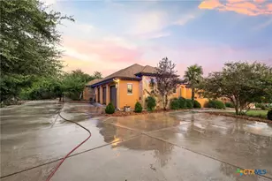 1216 Porto Point, New Braunfels, TX 78132 - Photo 4