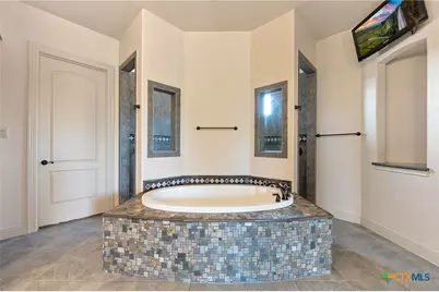 1216 Porto Point, New Braunfels, TX 78132 - Photo 18