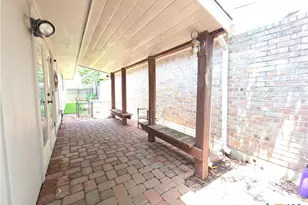 104 Waterford Dr, Victoria, TX 77901 - Photo 16