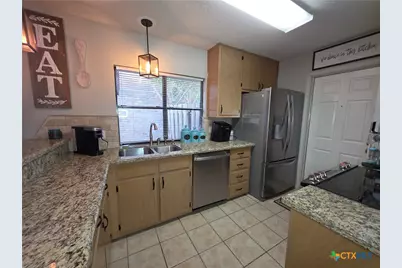 104 Waterford Drive, Victoria, TX 77901 - Photo 8