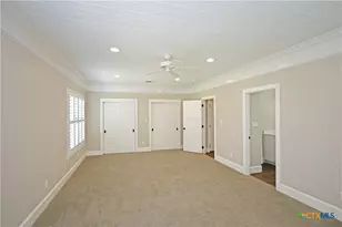 2221 Gruene Rd, New Braunfels, TX 78130 - Photo 16