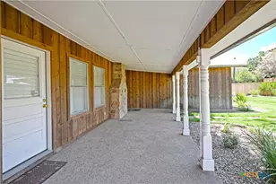 2221 Gruene Rd, New Braunfels, TX 78130 - Photo 6