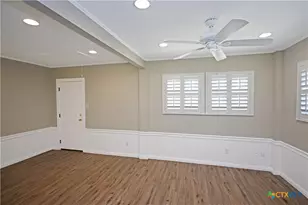 2221 Gruene Rd, New Braunfels, TX 78130 - Photo 28