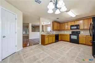8214 Comanche Pass, Converse, TX 78109 - Photo 14