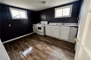 611 S 25th St, Temple, TX 76504 - Photo 10