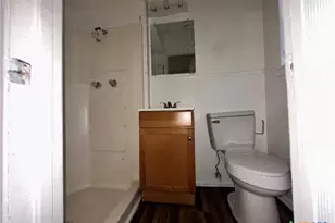 611 S 25th St, Temple, TX 76504 - Photo 6