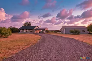 910 Star Ln, Gatesville, TX 76528 - Photo 4