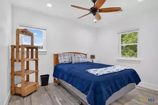 910 Star Ln, Gatesville, TX 76528 - Photo 14