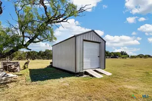 910 Star Ln, Gatesville, TX 76528 - Photo 22