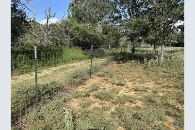 240 Private Road 4601 Road, Waelder, TX 78959 - Photo 8