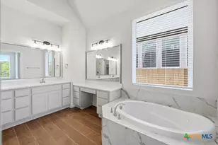 13207 Shortleaf Pne, San Antonio, TX 78245 - Photo 14