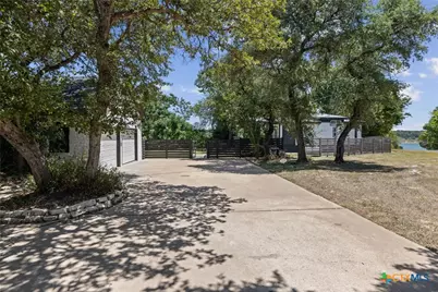 349 Arrowhead Point Road, Belton, TX 76513 - Photo 4