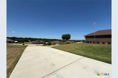746 Northern Hills Drive, Copperas Cove, TX 76522 - Photo 40