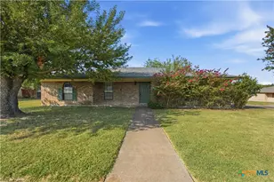 1017 Jackie Jo Ln, Copperas Cove, TX 76522 - Photo 2