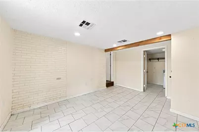 1126 W 7th Street, McGregor, TX 76657 - Photo 14