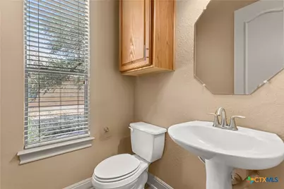 322 Arendes Drive, New Braunfels, TX 78132 - Photo 18