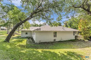 9730 Timberview Dr, Woodway, TX 76712 - Photo 4