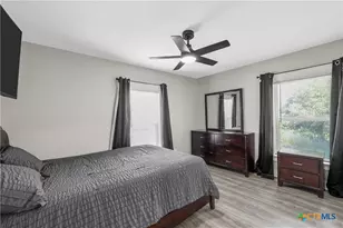 122 Rogers St, McGregor, TX 76657 - Photo 24