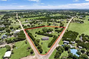 844 Flintrock Dr, Copperas Cove, TX 76522 - Photo 2
