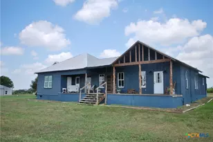 4228 Co Rd 256, Moulton, TX 77975 - Photo 2