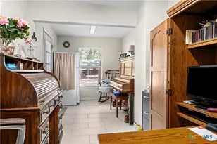 7135 Brown Rd, Flatonia, TX 78941 - Photo 10