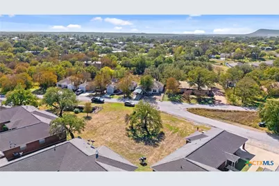 2102 Cedar Valley Drive, Kingsland, TX 78639 - Photo 16