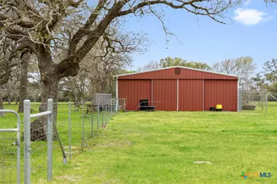 778 County Road 123, Edna, TX 77957 - Photo 16