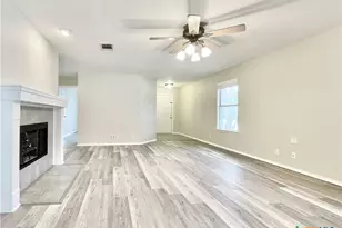 1909 E Horizon Park Blvd, Leander, TX 78641 - Photo 6