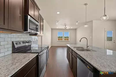 261 Monty Avenue, Copperas Cove, TX 76528 - Photo 6