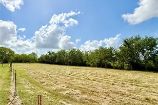 549 Co Rd 431, Lolita, TX 77971 - Photo 28