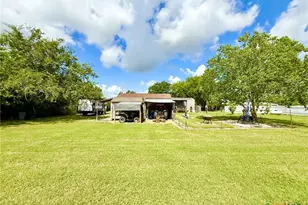 549 Co Rd 431, Lolita, TX 77971 - Photo 24
