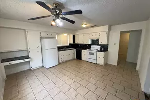 2408 Carnation Dr, Killeen, TX 76542 - Photo 4