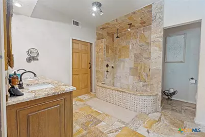 8570 River Road, New Braunfels, TX 78132 - Photo 24