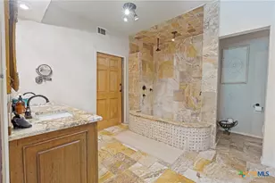 8570 River Rd, New Braunfels, TX 78132 - Photo 24