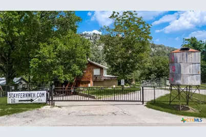 8570 River Road, New Braunfels, TX 78132 - Photo 14