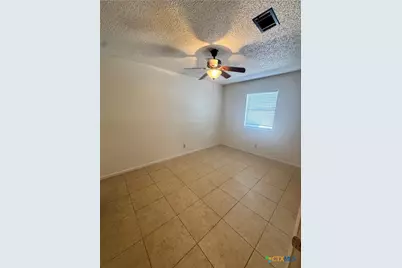 213 Versailles Street, Victoria, TX 77904 - Photo 14