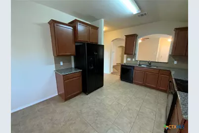 5911 Hopkins Drive, Temple, TX 76502 - Photo 8