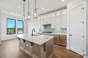 1010 Thiele St, San Antonio, TX 78224 - Photo 2