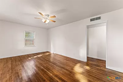 511 Curtis Avenue, Troy, TX 76579 - Photo 4