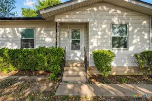 511 Curtis Ave, Troy, TX 76579 - Photo 2